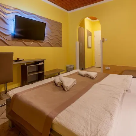 אורחן Marvany Panzio