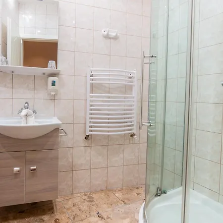 Fogadó Márvány Panzió 4*