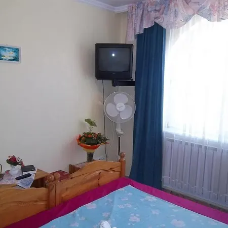 Marvany Panzio אורחן 4*