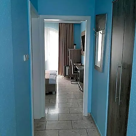 Marvany Panzio 4*